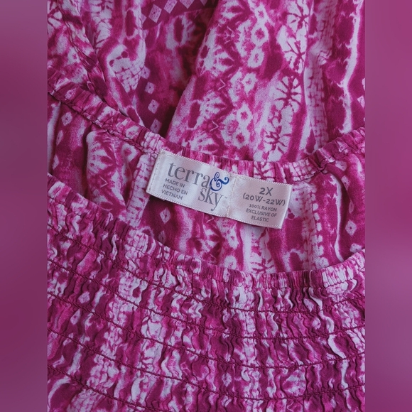 Terra & Sky Fucshia Printed Ruffle Bell Sleeve Size 2X Tunic Top Flowy Boho - Picture 6 of 10